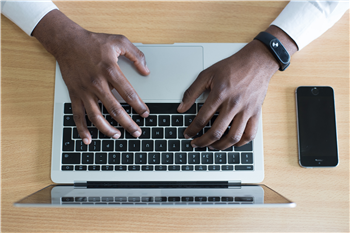 e-learning using a laptop